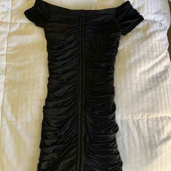 Off the shoulder mesh dress - Picture 3 of 3